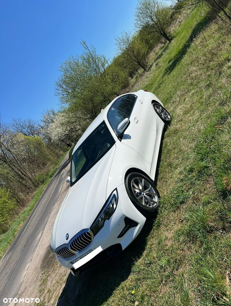 BMW Seria 3 320i GPF Sport Line - 8