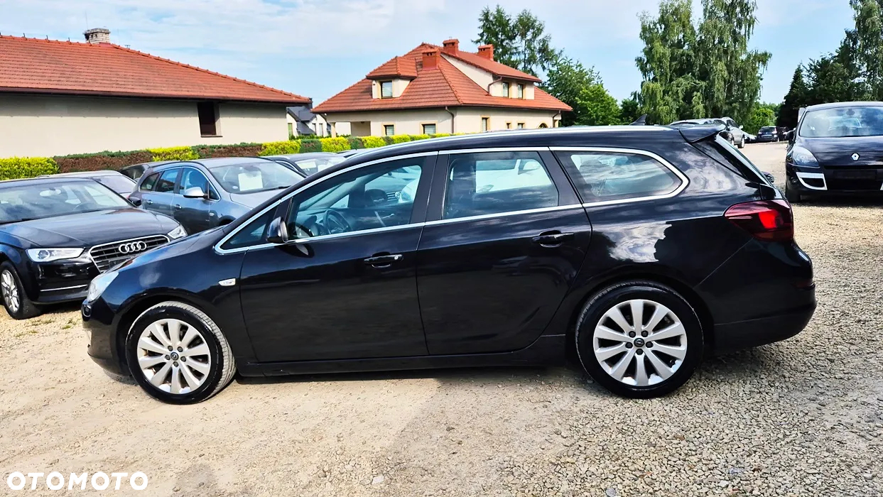 Opel Astra IV 1.4 T Cosmo - 23