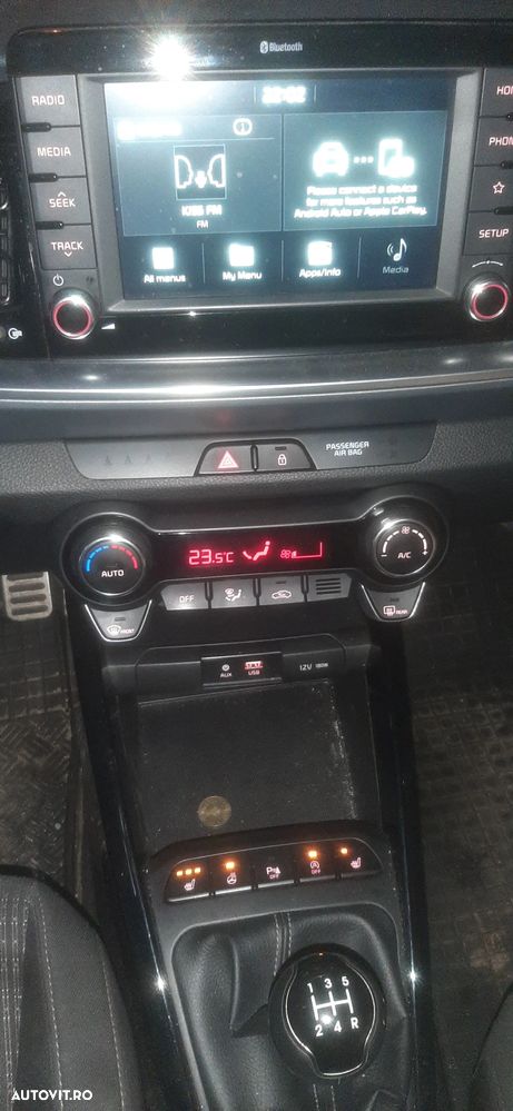 Kia Stonic 1.2 GSL Urban - 8