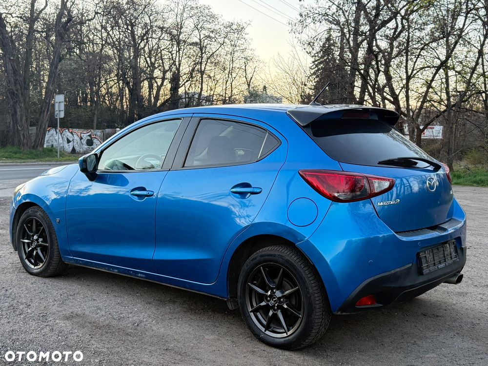 Mazda 2 - 9