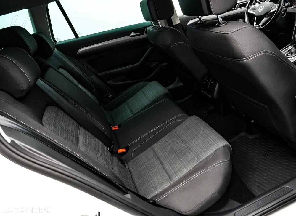 Volkswagen Passat Variant 1.5 TSI ACT OPF DSG Comfortline - 16