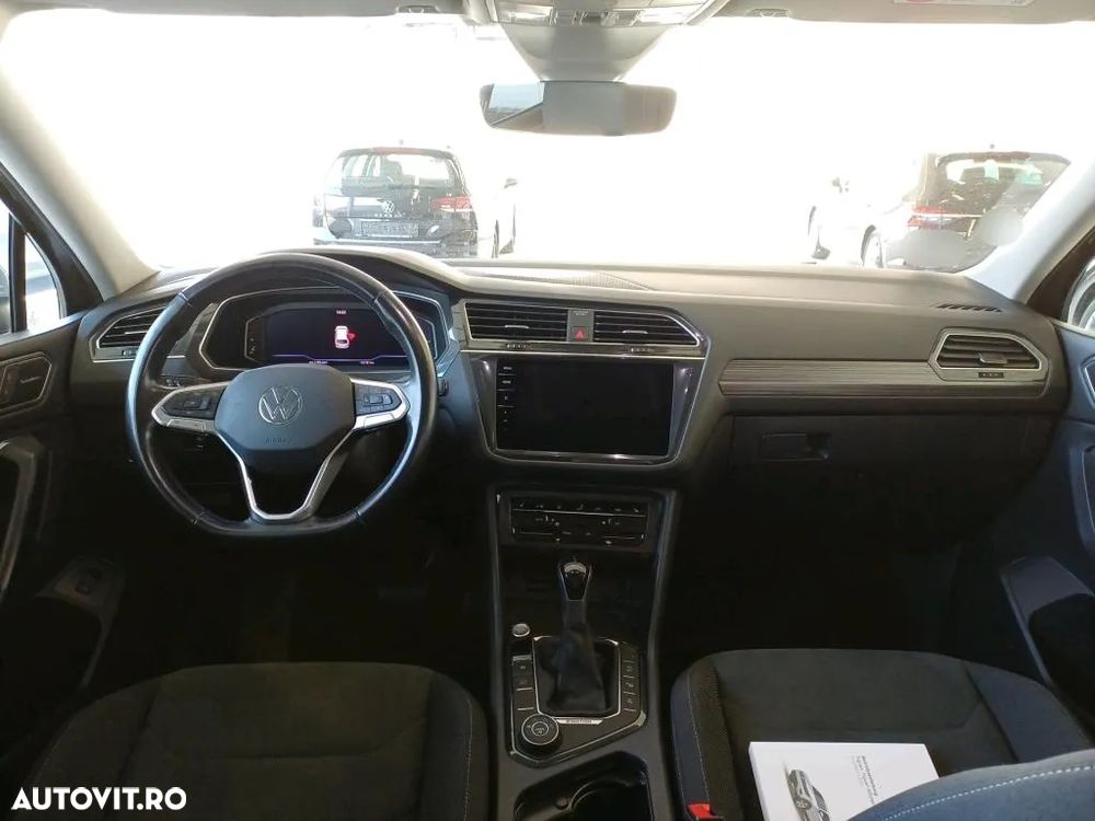 Volkswagen Tiguan Allspace 2.0 TDI SCR 4Motion DSG Elegance - 3