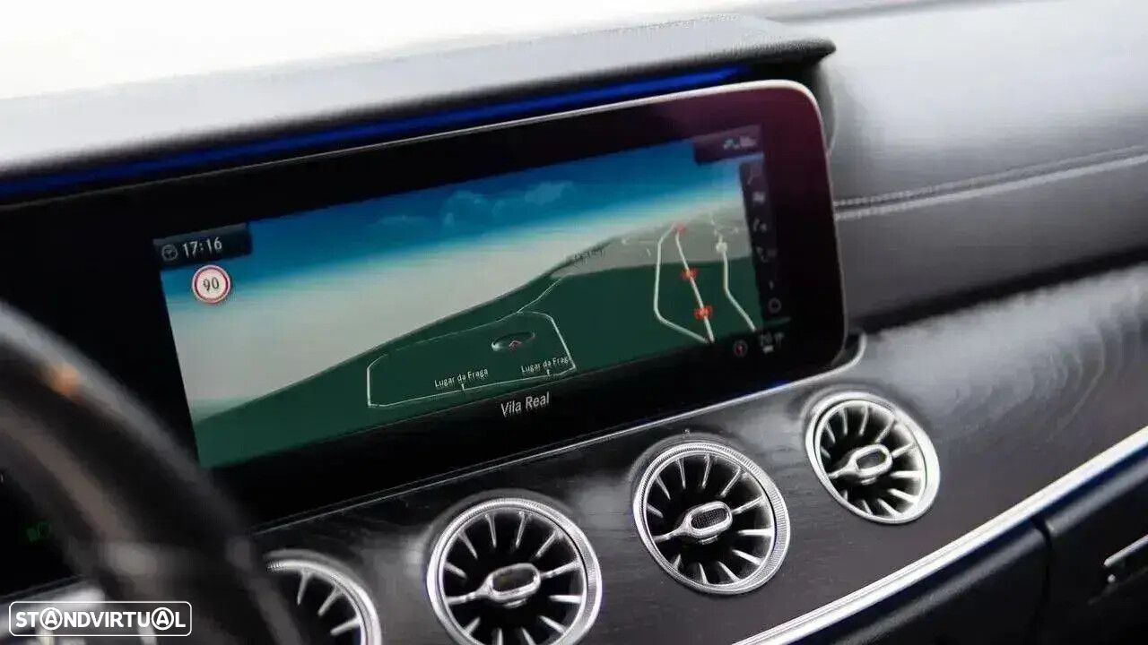 Mercedes-Benz E 220 - 50