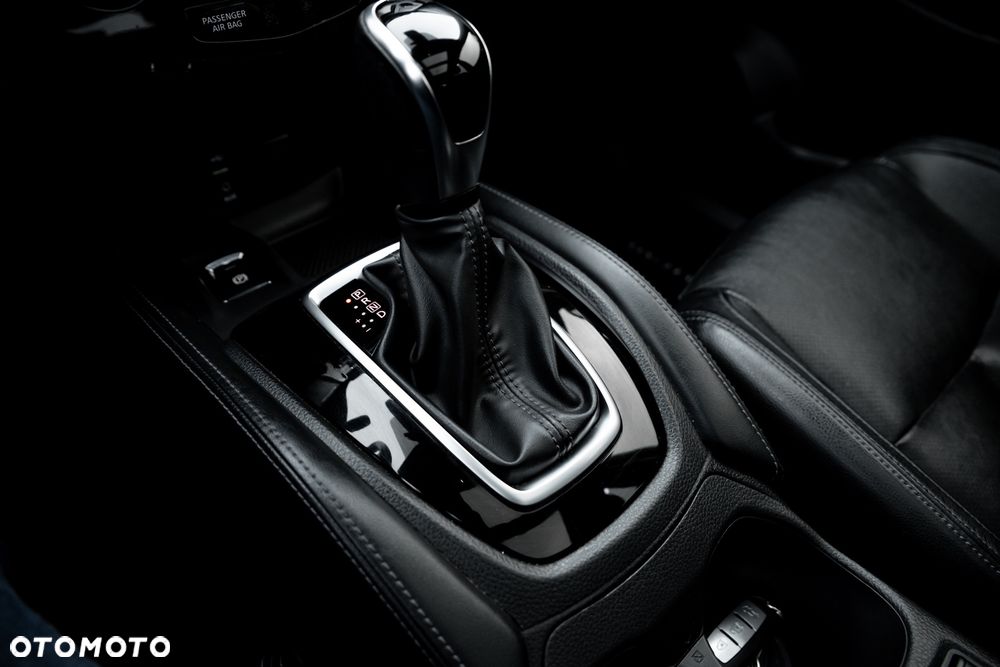 Nissan X-Trail 2.0 dCi ALL-MODE 4x4i Xtronic Tekna - 36