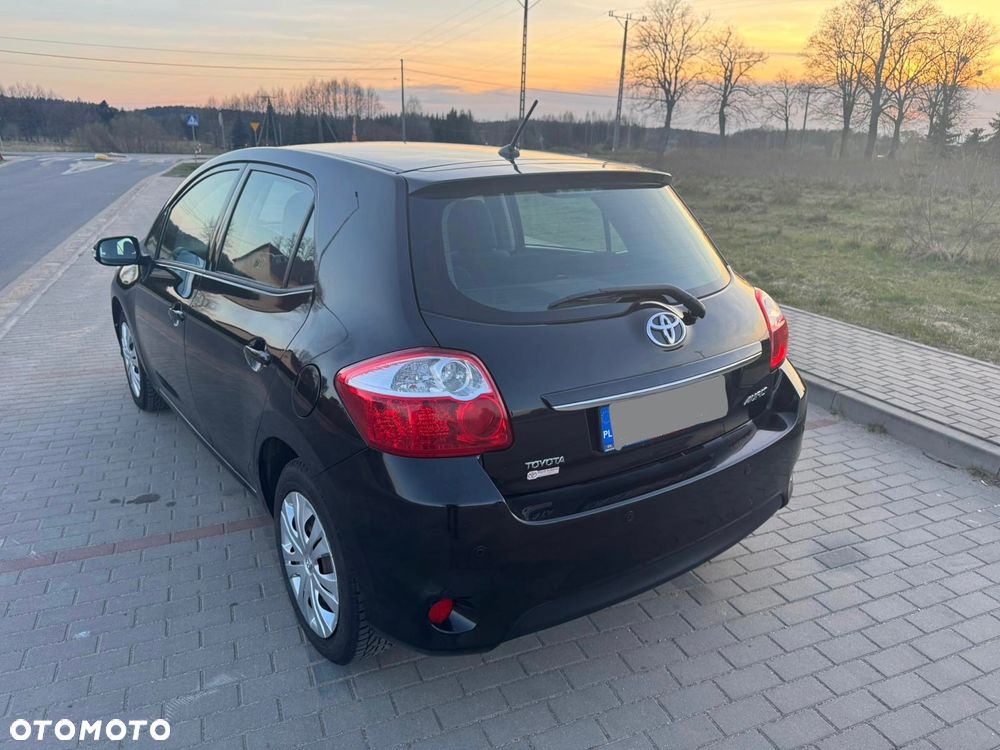 Toyota Auris 1.33 VVT-i Terra - 22