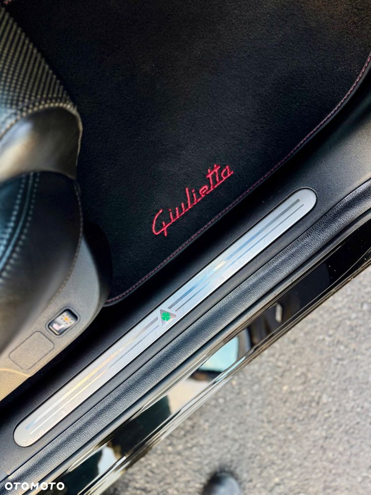 Alfa Romeo Giulietta 1750 TBi Quadrifoglio Verde - 21