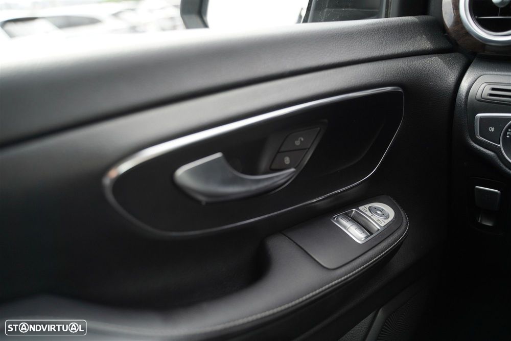 Mercedes-Benz V 220 d Longo Avantgarde - 18