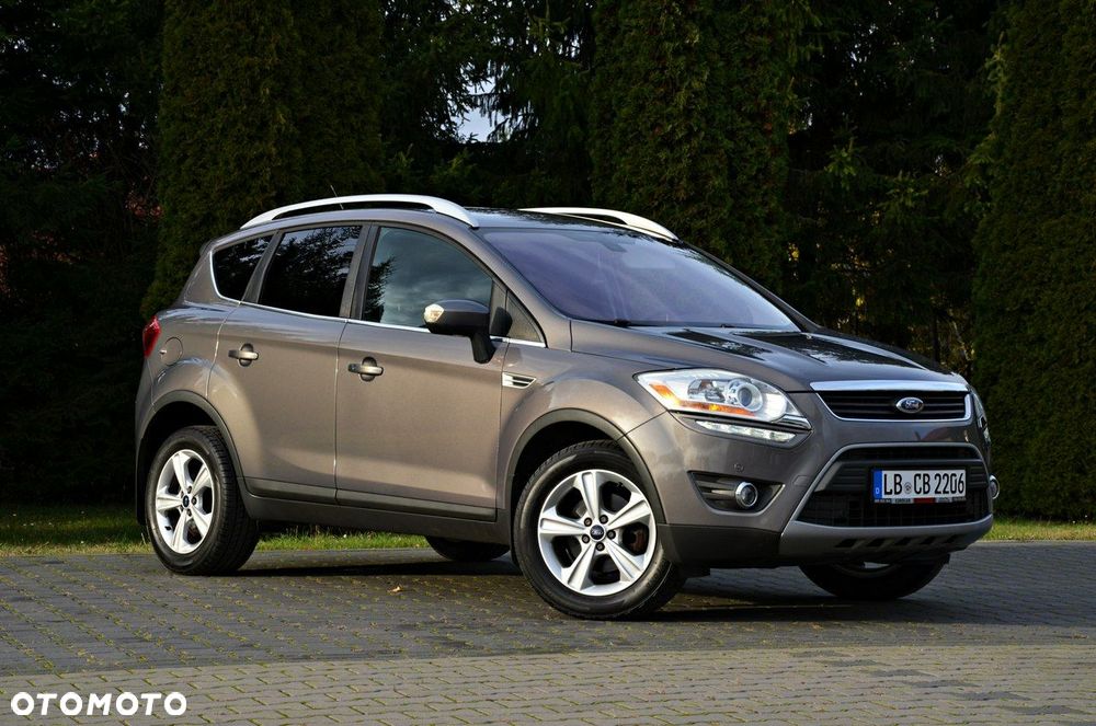 Ford Kuga 2.0 TDCi 2x4 Titanium - 11
