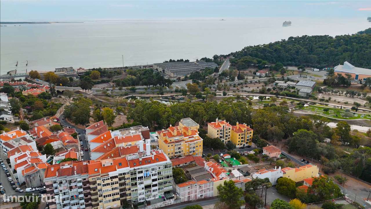 Terreno Urbano junto do Jamor e do Tejo - Grande imagem: 2/10