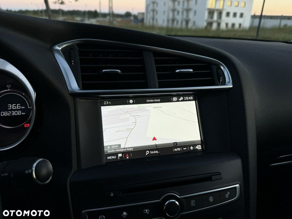 DS Automobiles DS 4 - 24