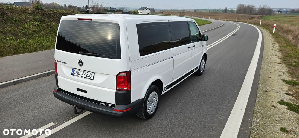 Volkswagen Transporter - 8
