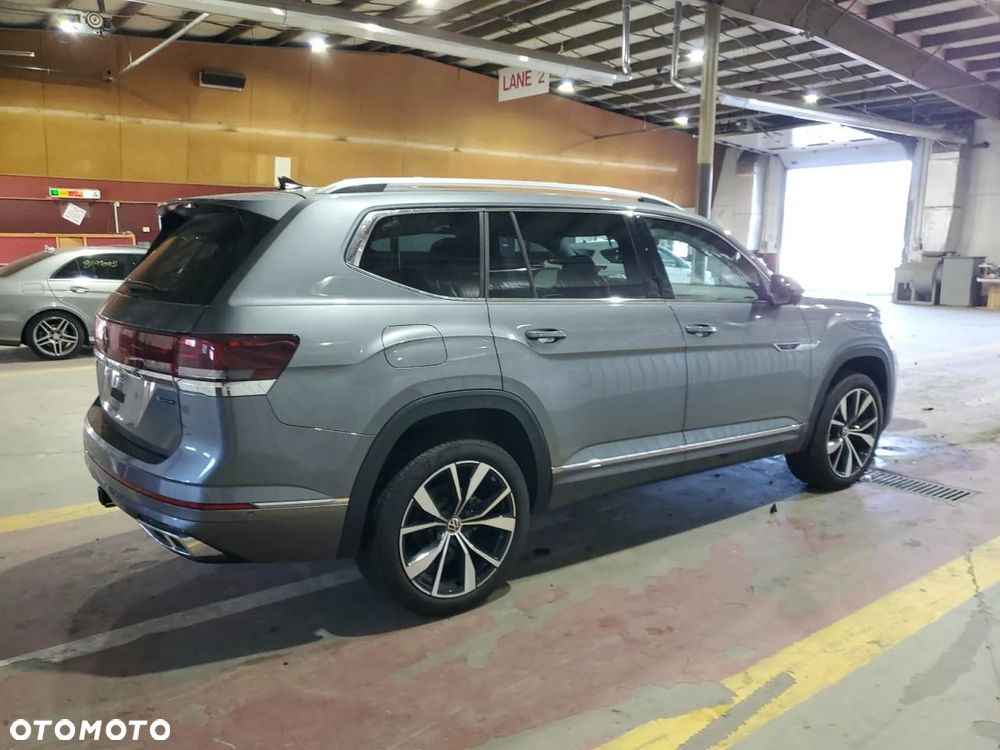 Volkswagen Atlas - 4