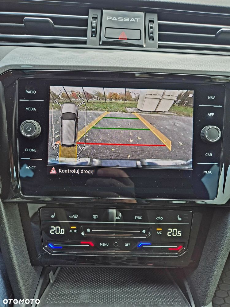Volkswagen Passat 2.0 TSI Business DSG - 14