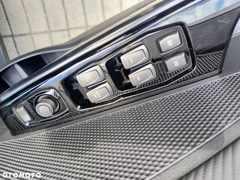 SsangYong/KGM Tivoli 1.5 T-GDI Onyx - 28