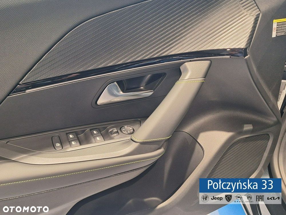 Peugeot 2008 - 8