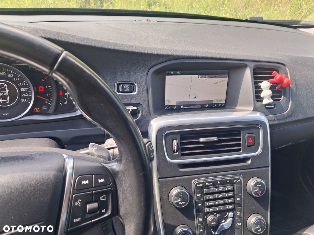 Volvo V60 D4 AWD Geartronic - 13