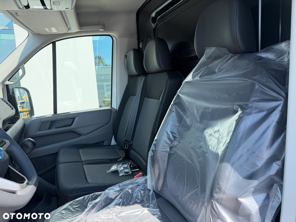 Volkswagen Crafter - 11