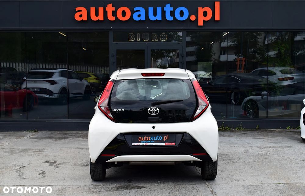 Toyota Aygo x-trend - 19