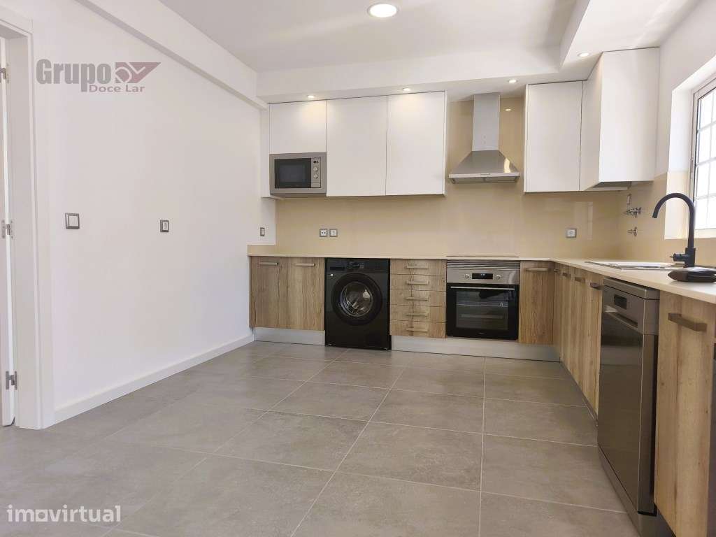 Moradia Isolada Remodelada T3 + Anexo Independente Completo (Quinta... - Grande imagem: 4/40