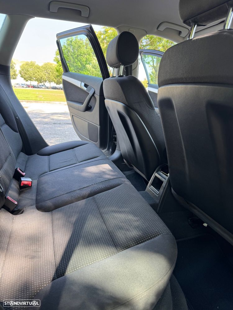 Audi A3 Sportback 2.0 TDi — fotografia 17