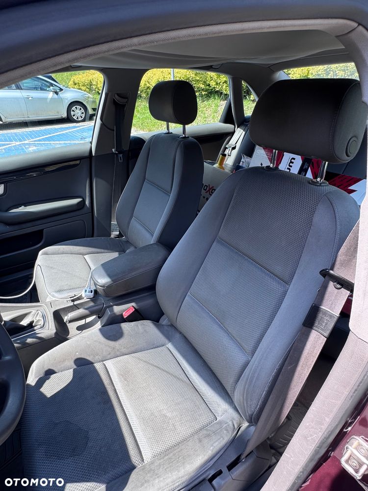Audi A4 Limousine - 8