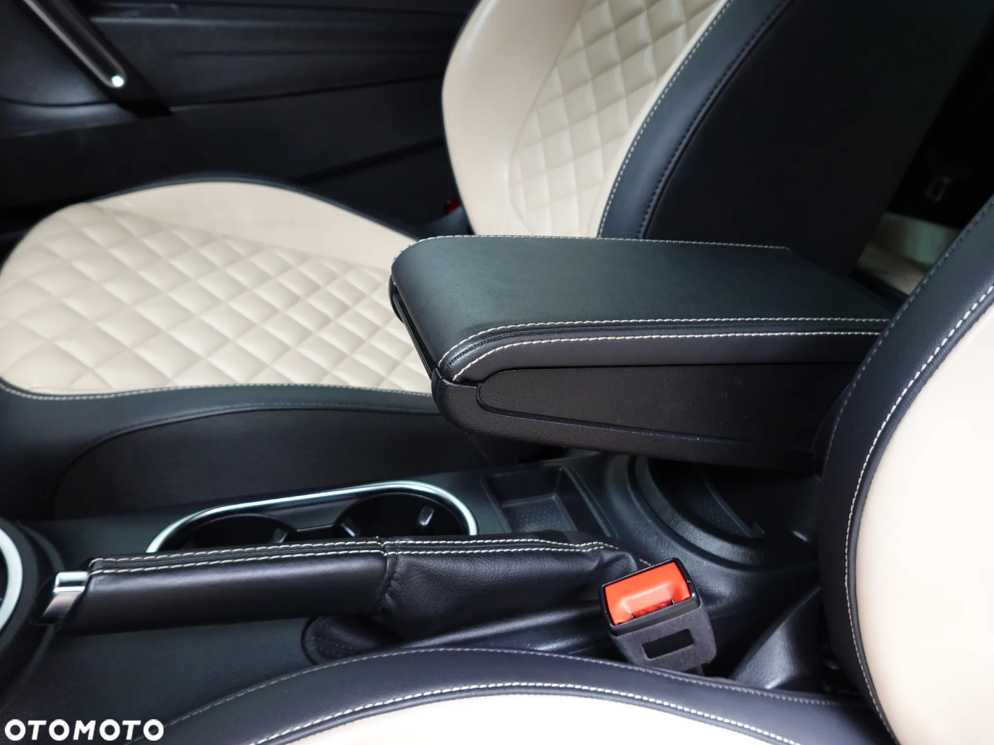 Volkswagen Beetle The 1.2 TSI Exclusive Design - 25