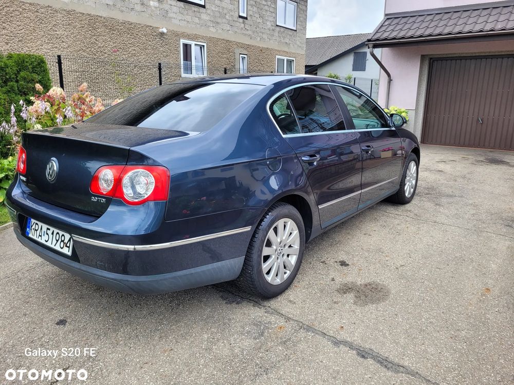 Volkswagen Passat 2.0 TDI Trendline - 10