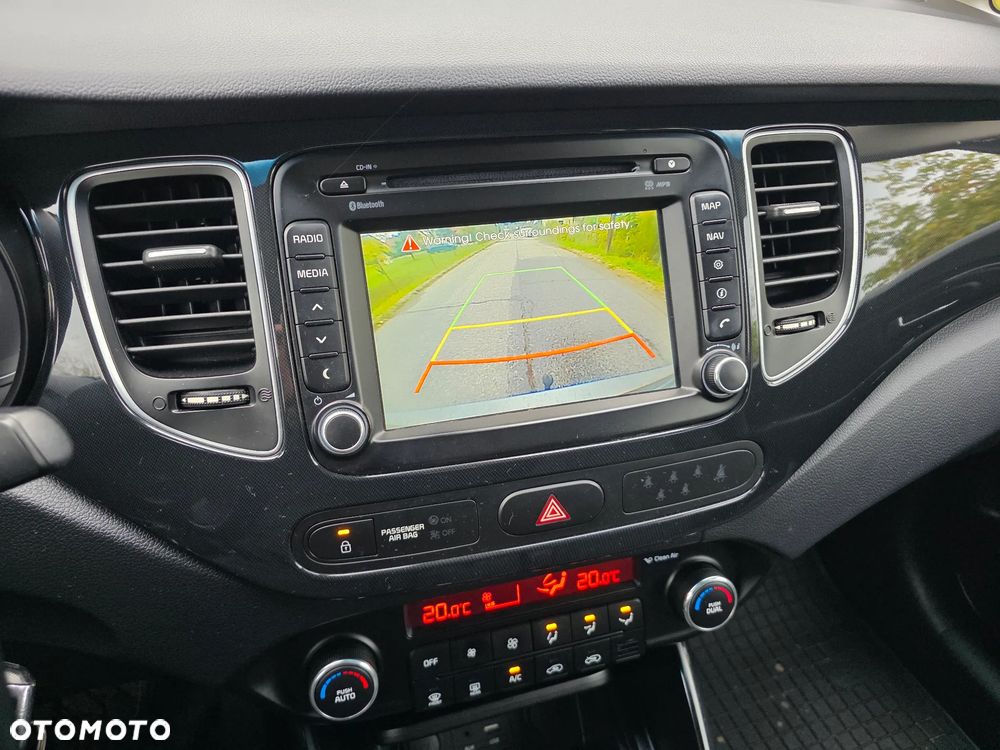 Kia Carens - 20
