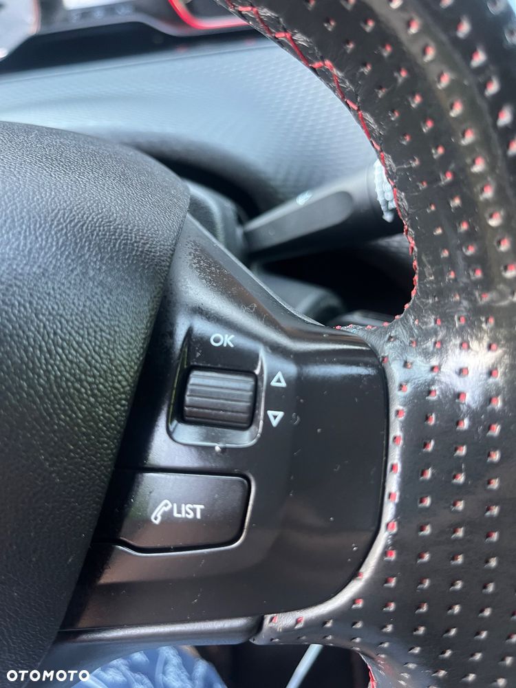 Peugeot 2008 PureTech 110 Stop&Start GT-Line Edition - 10