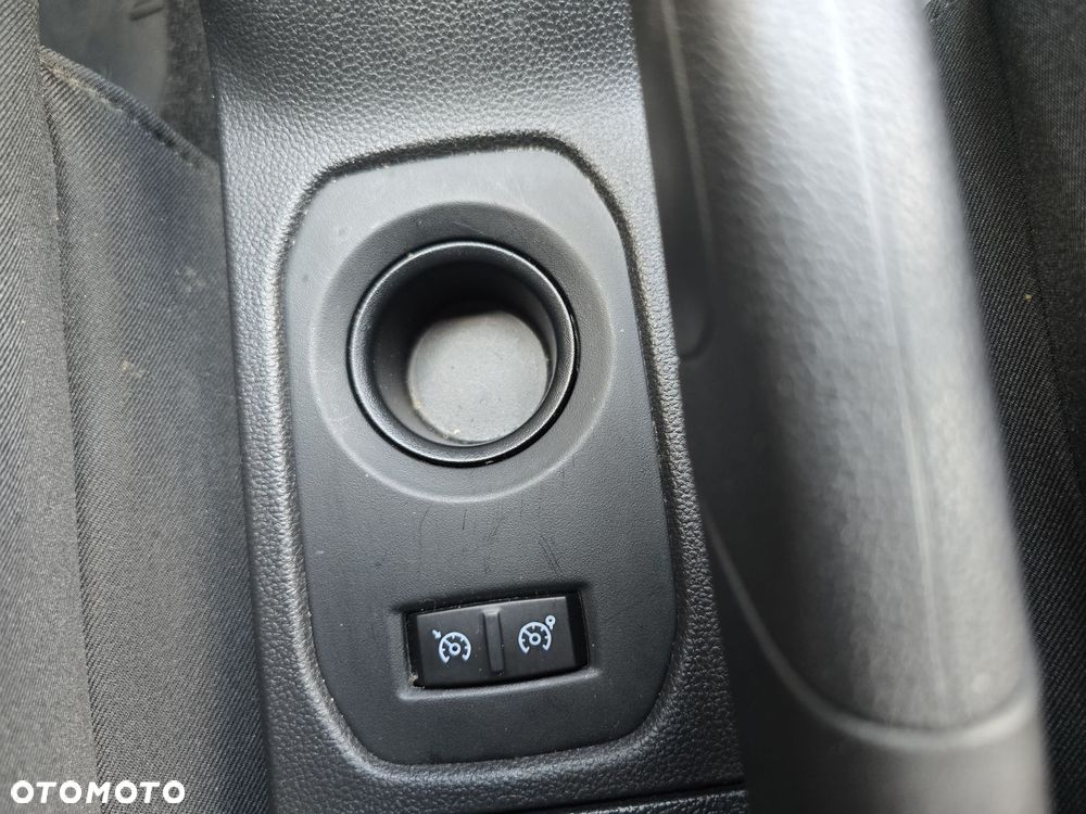 Dacia Duster 1.0 TCe Comfort - 23