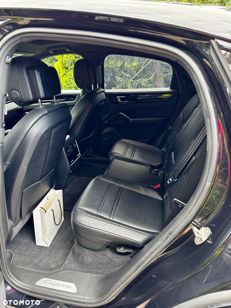 Porsche Cayenne Standard - 7