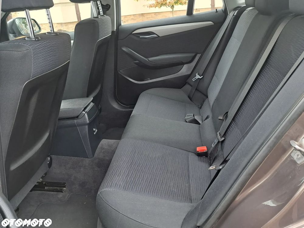 BMW X1 xDrive20d xLine - 19