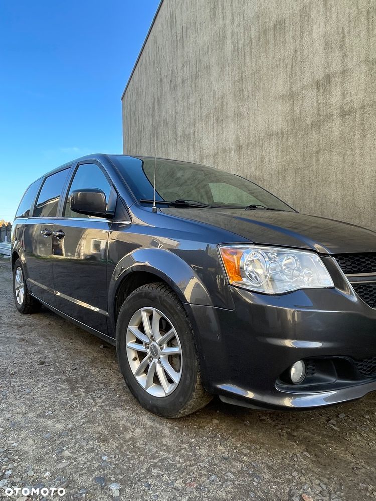 Dodge Grand Caravan 2019 photo 2