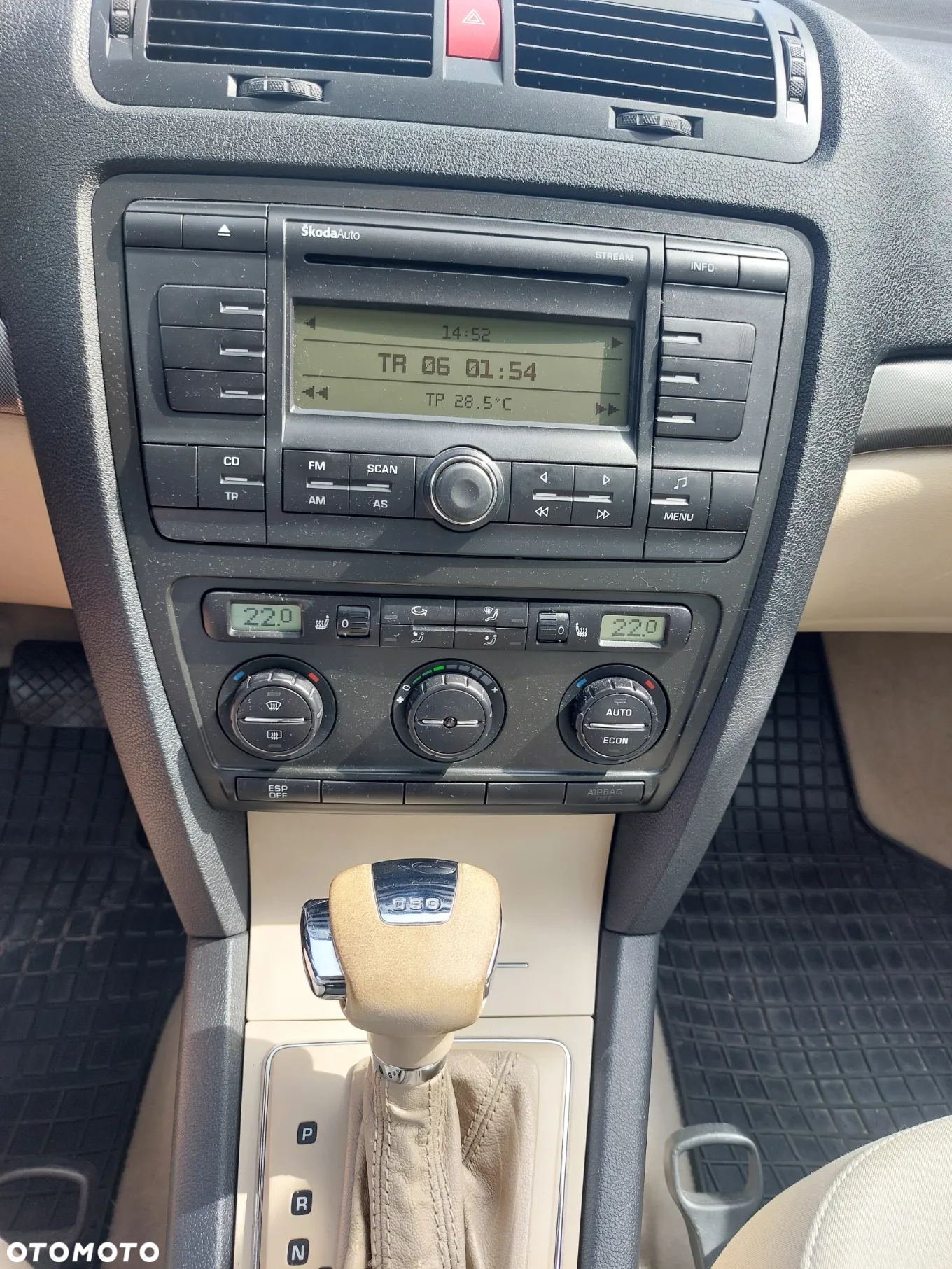Skoda Octavia 1.9 TDI DPF DSG Elegance - 18
