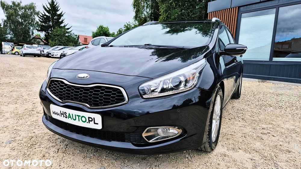 Kia Ceed 1.6 GDI Platinum Edition - 1