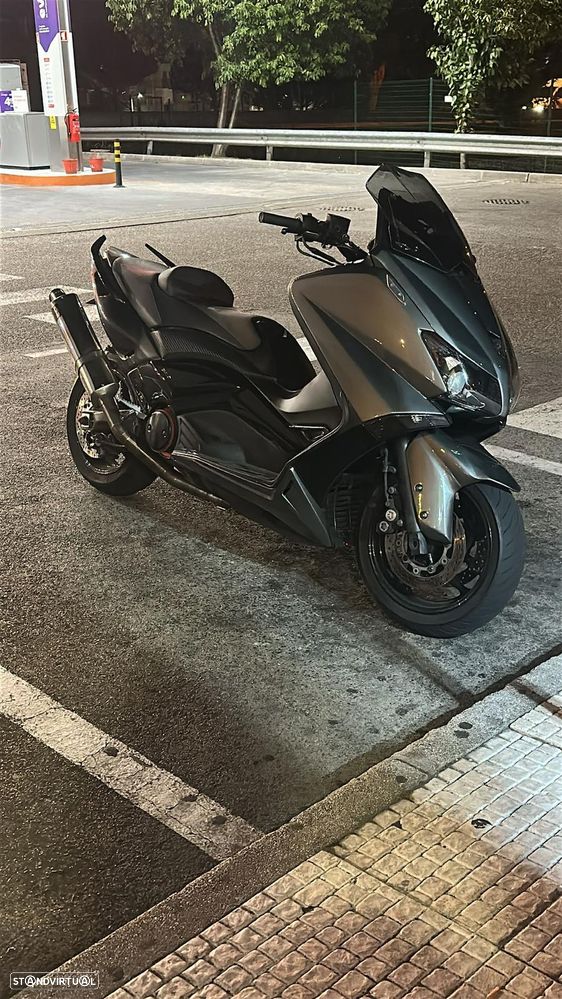 Yamaha TMAX - 1