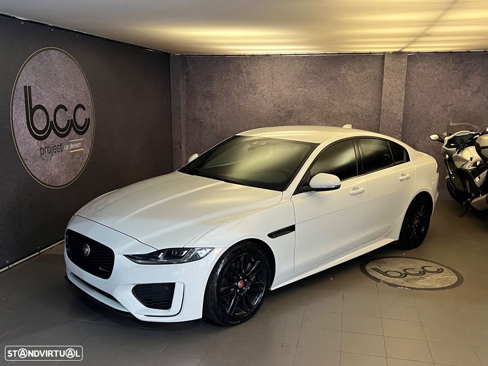Jaguar XE 2.0 D R-Dynamic S - 12