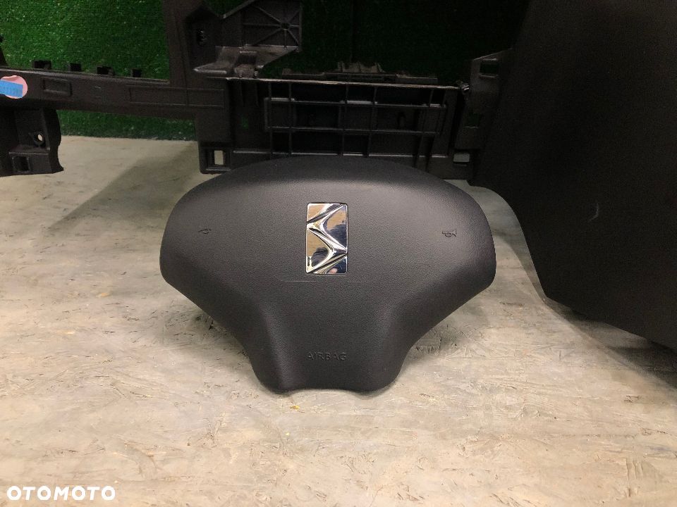 CITROEN DS3 08-13 DESKA ROZDZIELCZA KONSOLA PULPIT PASY PODUSZKA KIEROWCY PASAŻERA ORYGINAŁ DEMONTAŻ - 8