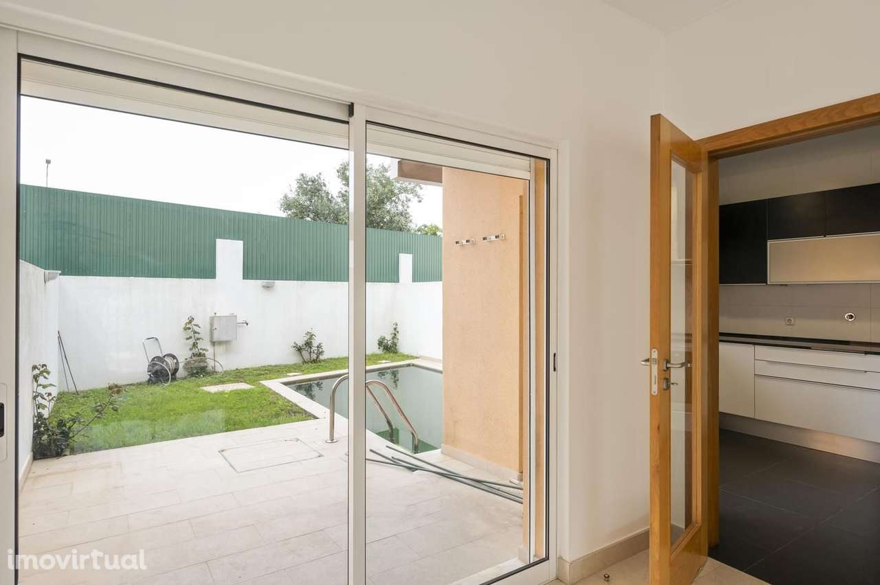 Moradia T3 com piscina, Tires, Cascais - Grande imagem: 3/39