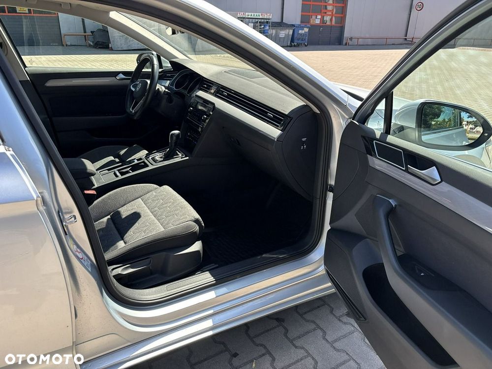 Volkswagen Passat 1.5 TSI EVO Business DSG - 17