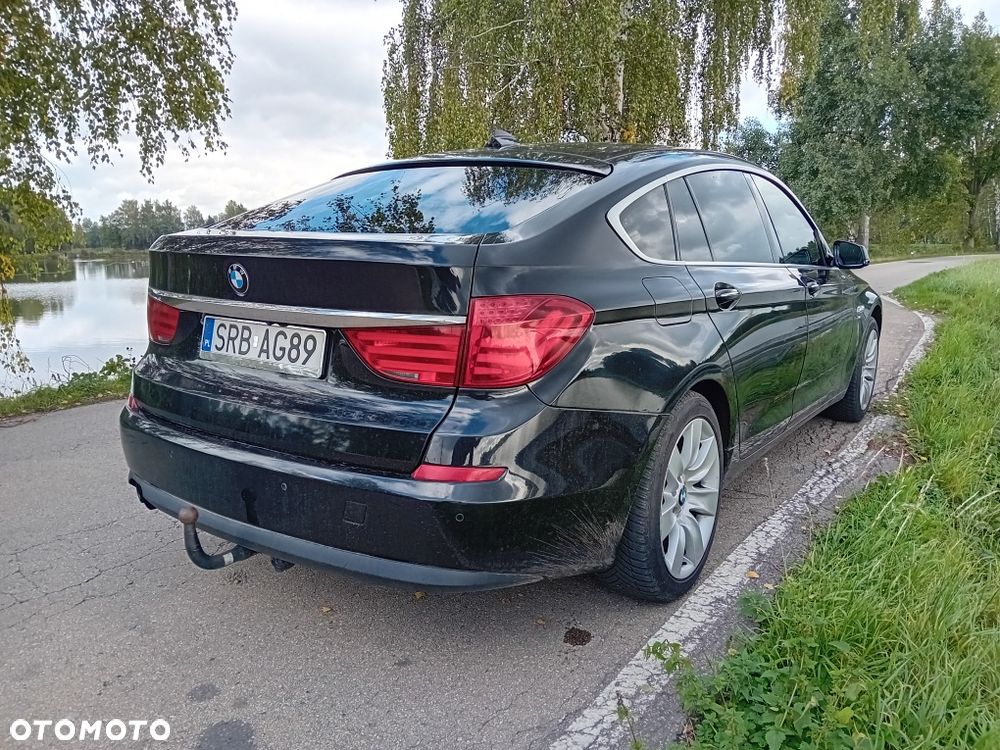 BMW 5GT - 3