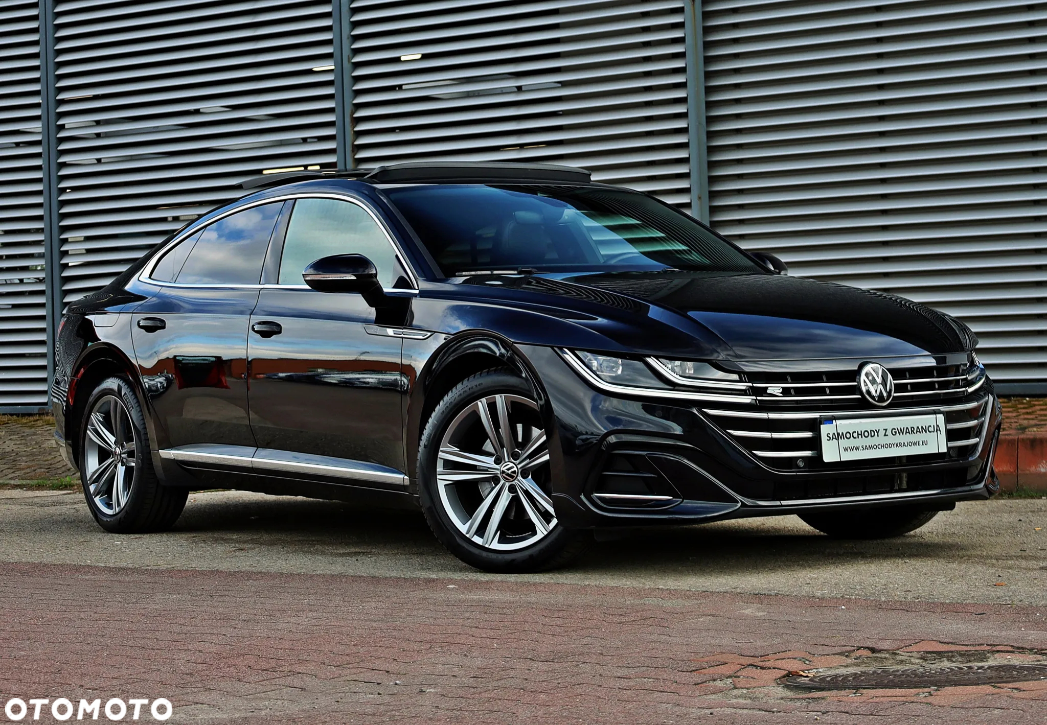 Volkswagen Arteon 2.0 TSI R-Line DSG - 2
