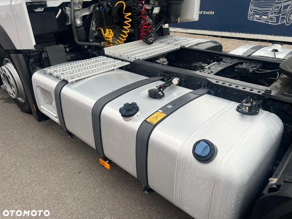 Mercedes-Benz ACTROS  MP5 bez retardera fabrycznie - 24