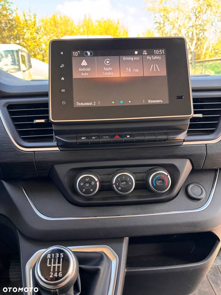 Renault Trafic (6 Osobowy) - 15