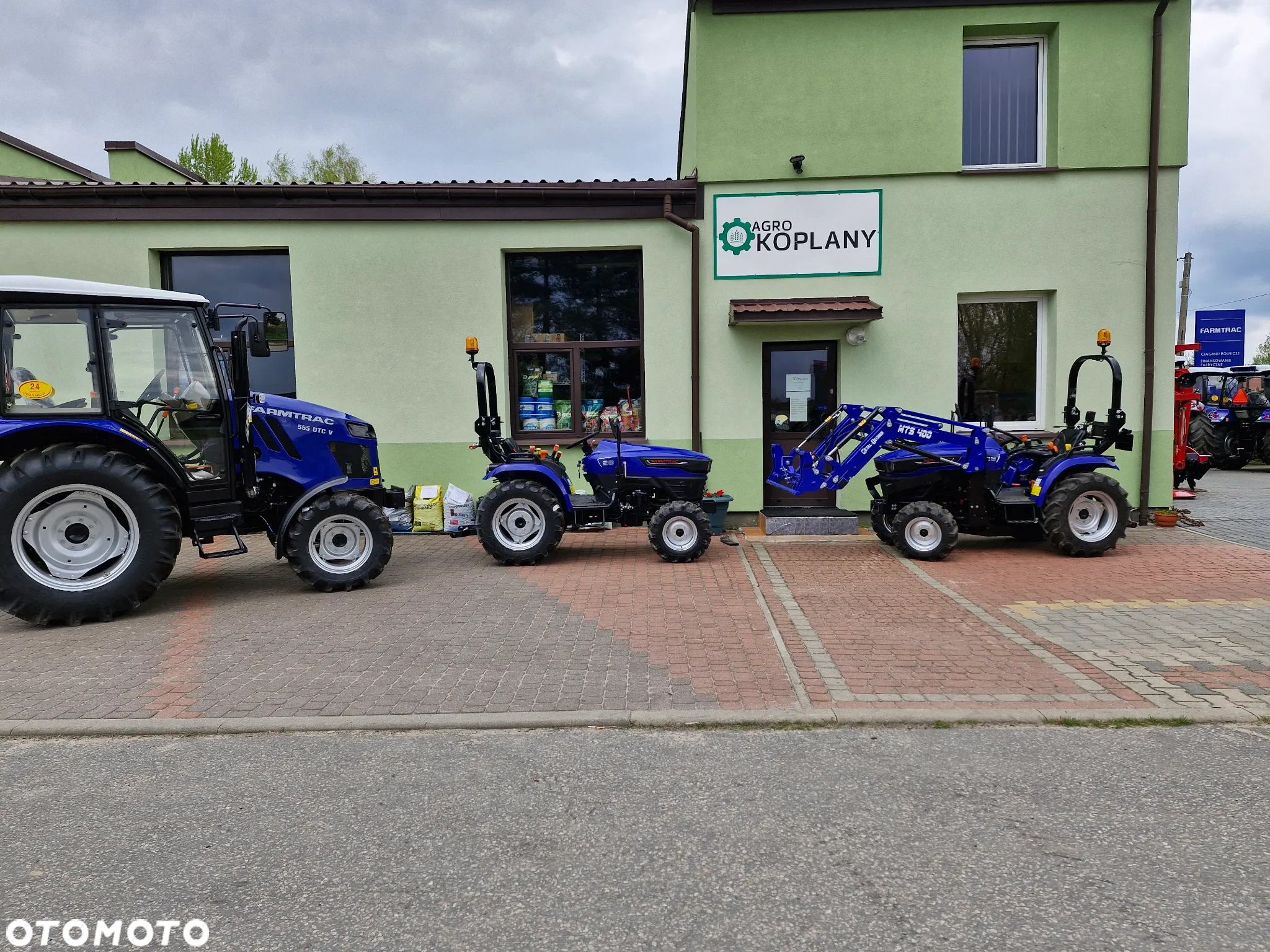 Farmtrac 26 4WD - 23