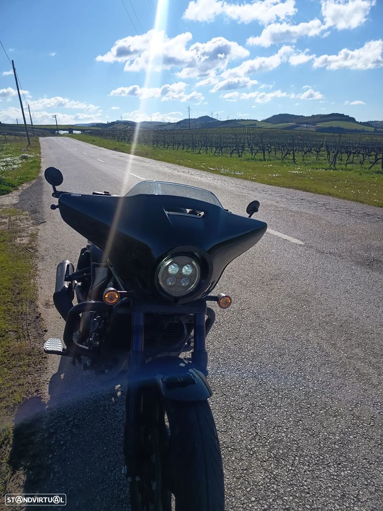 Honda CMX Rebel 1100 - 1