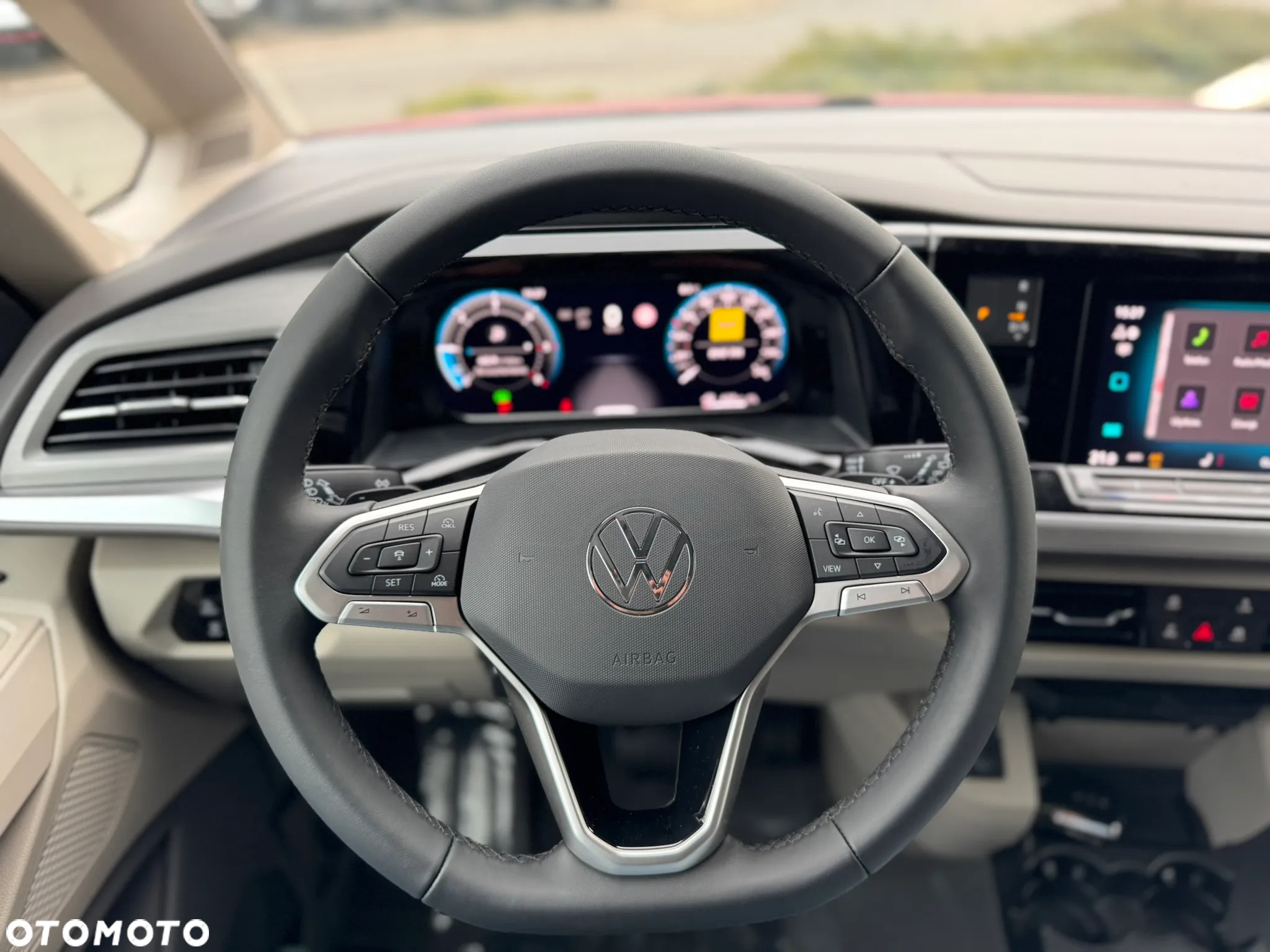 Volkswagen Multivan - 18