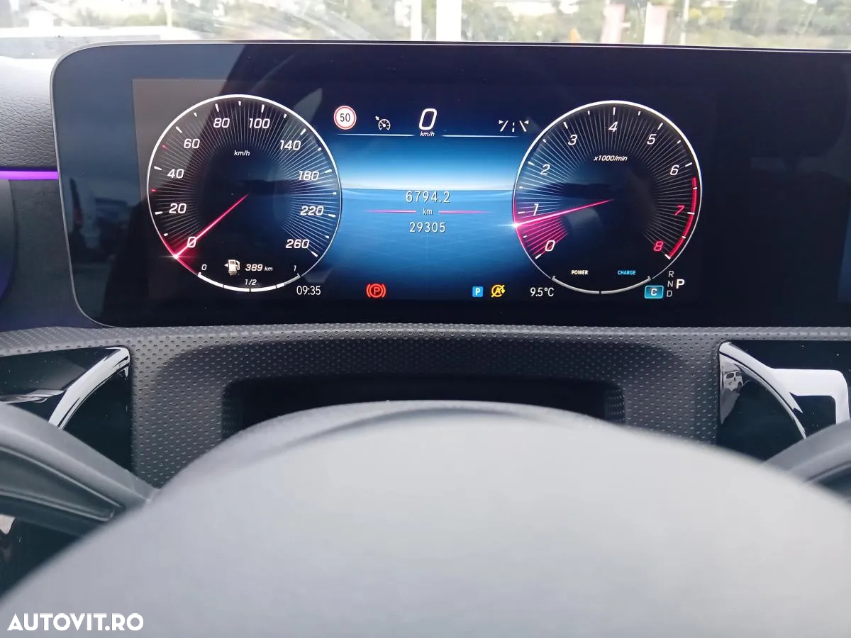 Mercedes-Benz A 220 4MATIC Aut. - 12