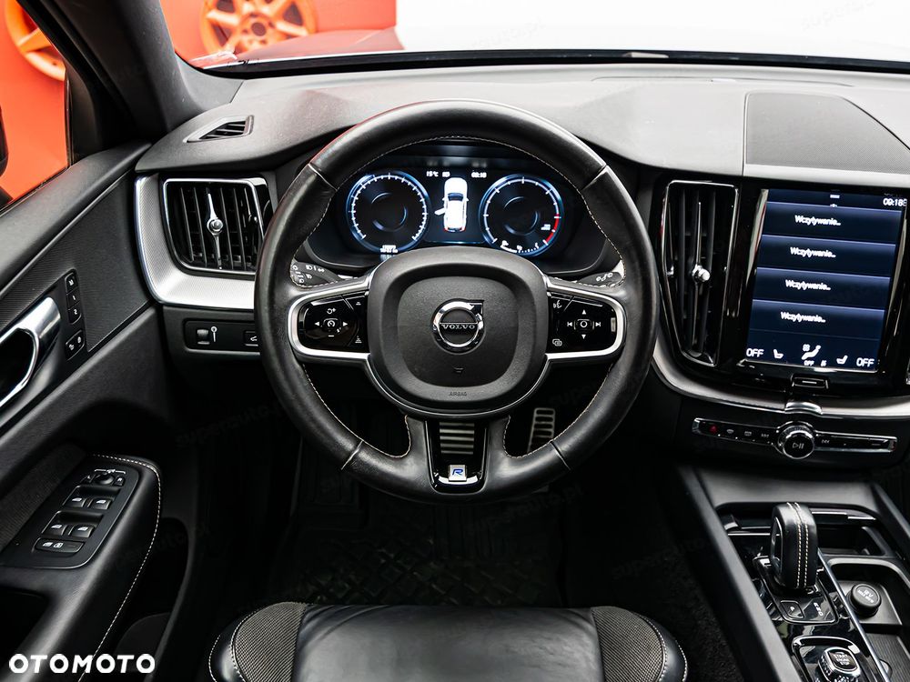Volvo XC 60 B4 D AWD R-Design - 14