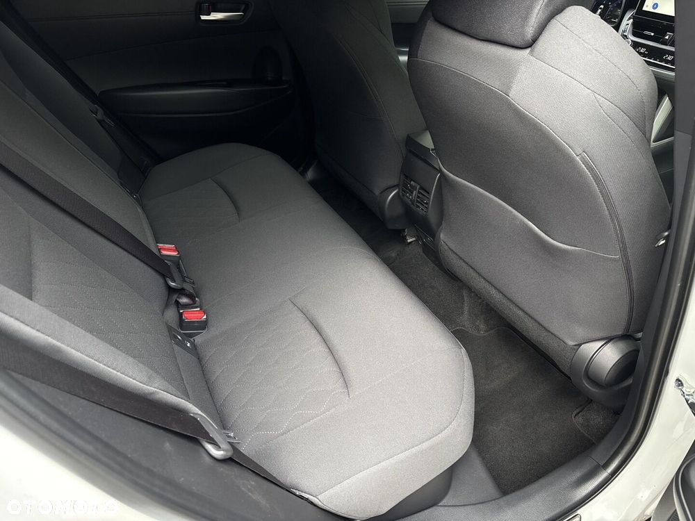 Toyota Corolla Cross - 23
